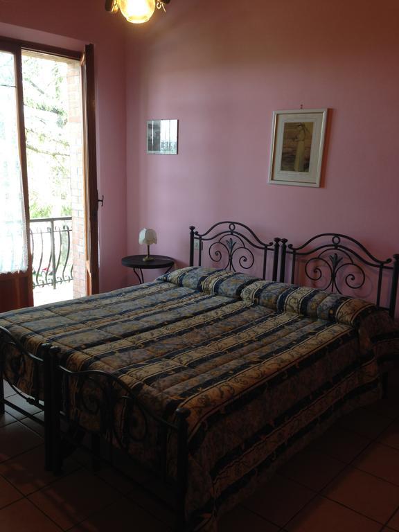 Agriturismo Azienda Agricola La Roccaia San Gimignano Chambre photo